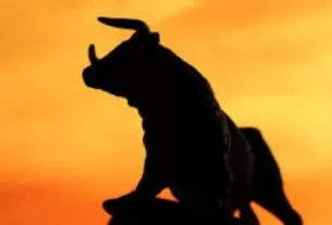 O Ibovespa fechou em alta